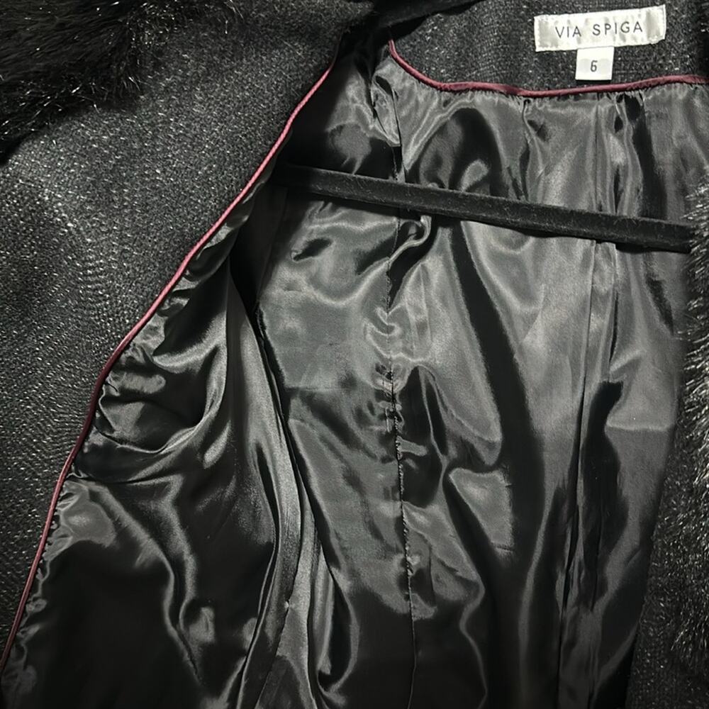 Gorgeous Mixed Media Via Spiga Coat Size 6 - Picture 8 of 8